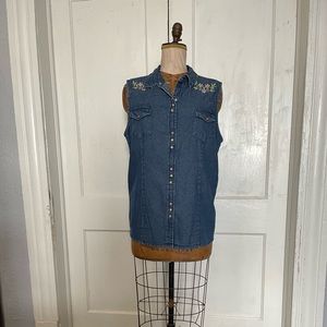 Women’s Plus Size Denim Western Shirt